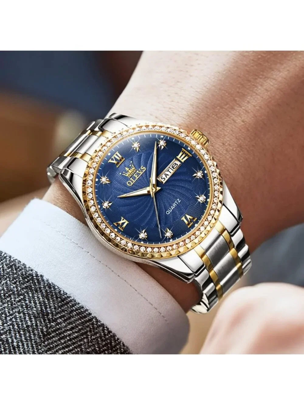 Men's Silver Blue Diamond Stainless Steel Analog Quartz Waterproof Classic Watch